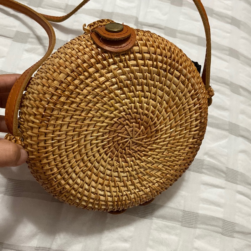 Crossbody bag